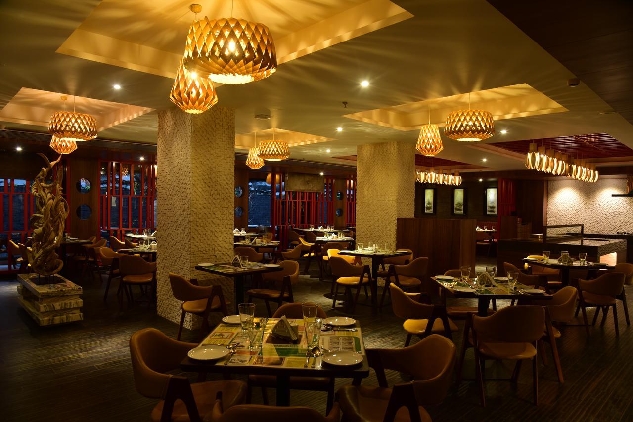 Lemon Tree Hotel סיליגורי מראה חיצוני תמונה